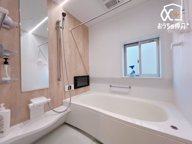 ���� �e���r�t���o�X���[������̔���􂢗����o�X���[���B�V�����[�h�̐l�����������̂������o�X�^�u�̐S�n�悳�𖡂���Ă݂ẮB�����Ɩ����A�A���Ă��Ă���̎��Ԃ���w�y���݂ɂȂ�͂��ł��B