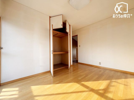 �Q�� �Q�K�U���Q��