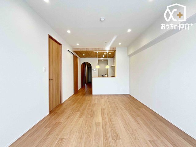 ���r���O -