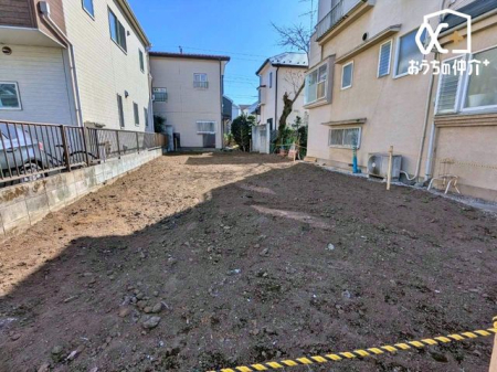 ���n�O�ώʐ^ �ԌˁE�Ɩ��E�G���E�J�[�e�����[���E�h���p���E�J�[�|�[�g�̓I�v�V�����ɂȂ�܂��B�E��n���ɓd������юx��������\�����������܂��B