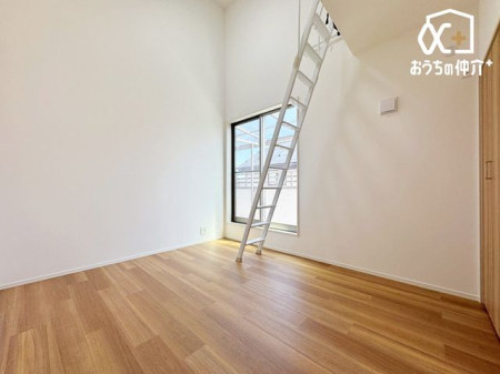 �q������ -