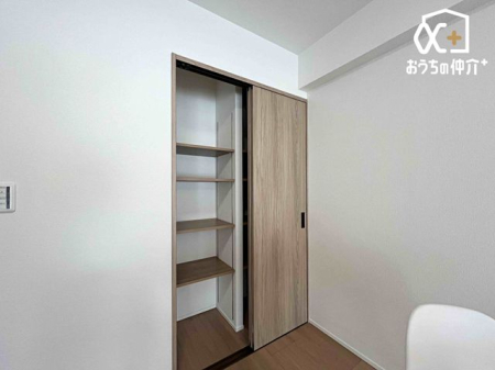 ���[ ���r���O�ɂ���N���[�[�b�g�̗l�q�B