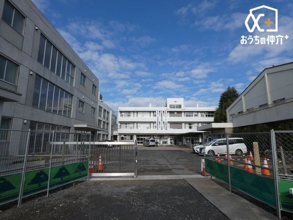 ���ӊ� �ӂ��ݖ�s����䒆�w�Z �k��20���B 1560m