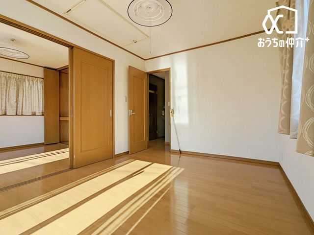 ���̑� 2�K�@�����������[�̂��邨�����ł��B���q���܂̎v���o�̕i��V�[�Y���I�t�̂��̂��X�b�L���ЂÂ��邱�Ƃ��ł��܂��I