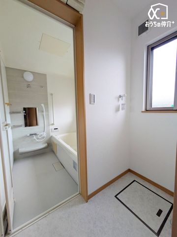 ���ʑ�E���ʏ� ����@�u����̗l�q