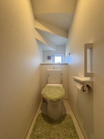 �g�C�� �P�K�����֍��t���g�C���̗l�q�B�������󂯂鎖�Ŋ��C�����₷���A���邢�g�C���ł��I