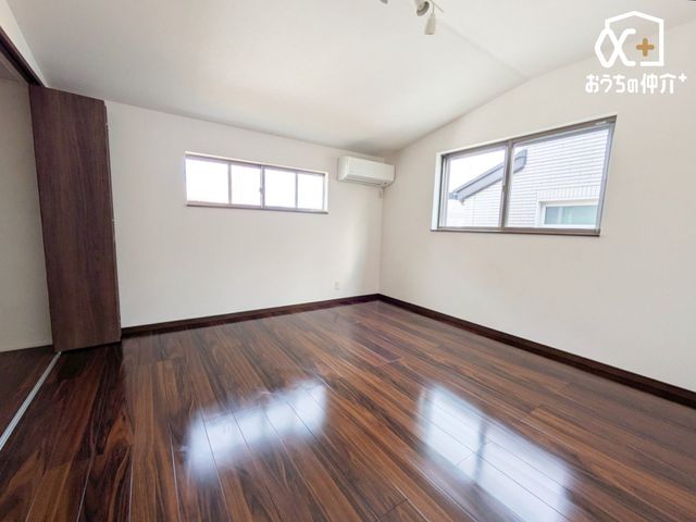 �Q�� �`Room�`�m���̓i�`�������ȃt���[�����O�Ɨ����������F�̕ǂ�����A�C���e���A���l����̂��ƂĂ��y�����ł��ˁI