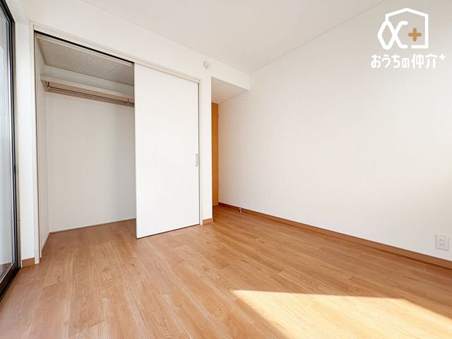 �Q�� �Q�K�U���Q��