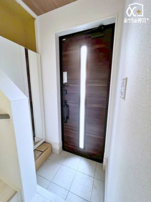 ���� �L�X�Ƃ�����ϖ��͓I�Ȍ��ւ̏Z��ƂȂ��Ă���܂��B���Ƒ��݂Ȃ��񂪋C�����悭�A���Ă������ԂƂȂ��Ă���܂��B���[�͂��\������̂Ō��֎��肪�X�b�L���ƕЕt���̂��A���ꂵ���|�C���g�ł��ˁB