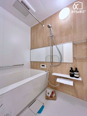 ���� 1�؃^�C�v�̑傫�ȗ����ɂȂ��Ă���܂��B�����Ȃ��q�l�����Ă����Ƒ��œ������\�ƂȂ��Ă���܂��B�܂��A���g�����y���߂���X�̔�������Ă�����ԂɂȂ邱�ƊԈႢ�Ȃ��ł��I