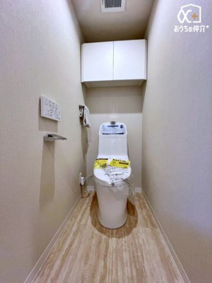 �g�C�� ���[������A��������ł��S�z�����p�ł��B�L�X���ꂢ�ȃg�C���ƂȂ��Ă��萴�����̐F�����������ł��ˁB