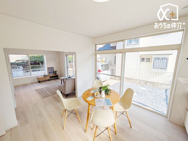 ���r���O -