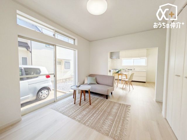 ���r���O -