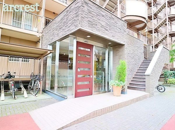 �G���g�����X -