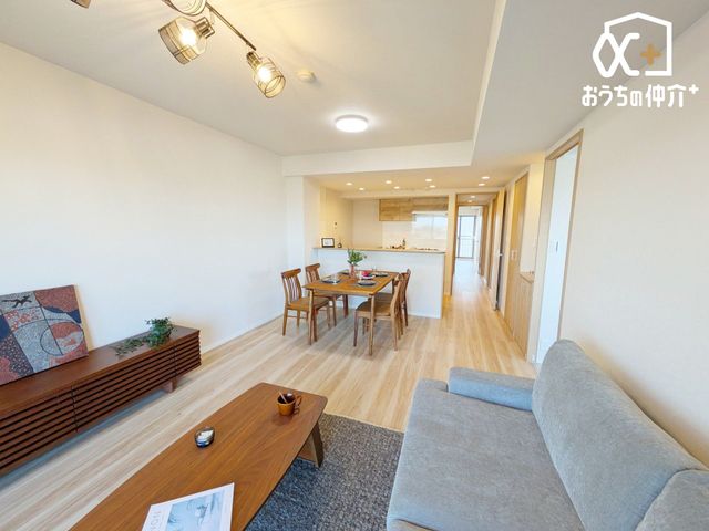 ���r���O -