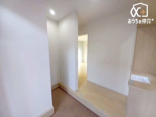 ���� �����t���̃V���[�Y�{�b�N�X�t���ł��B�C�⏬��������������[�ł���̂ŁA���ւ��X�b�L�����������̐g�x�x�����K�ɂȂ�܂��B