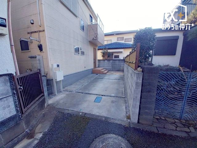  �J�[�X�y�[�X�͕��ʎ�1��B���֋߂��J�̓������S�B�o�����L���ؕԂ��y�X�B���H����t���b�g�Ńo�b�N���Ԃ����₷���ł��B