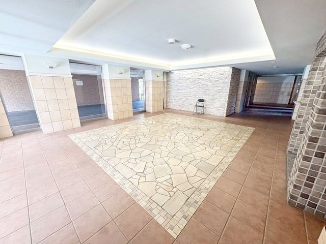 ���̑� �������̂���A�������������r�[�B�����x���n�ɑ����^�΂�Ă݂܂��񂩁H���ЃX�^�b�t�����ē��������܂��̂ł��C�y�ɂ��₢���킹���������܂��B