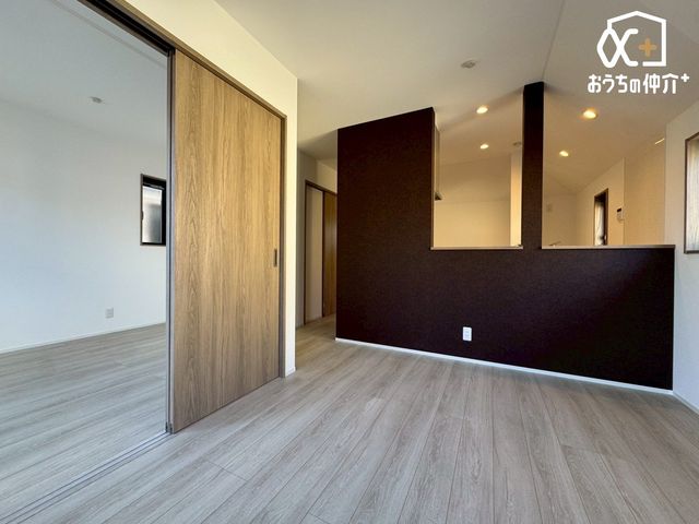 ���r���O �R�~���j�P�[�V�������L����_�C�j���O�I