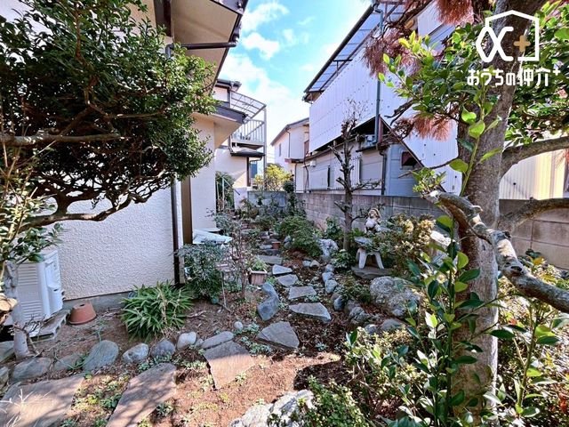 ���̑� �̂ǂ��ȏZ��n�Ŏq��ĉƑ��ɂ��������߁B�����̂��U�������K�ȗ΂Ɍb�܂ꂽ�G���A�ŁA���R�ɕ�܂ꂽ���₩�ȕ�炵���������邽�߂̂�Ƃ肠��Z���������Ă��܂��B