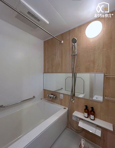 ���� 1�؃^�C�v�̑傫�ȗ����ɂȂ��Ă���܂��B�����Ȃ��q�l�����Ă����Ƒ��œ������\�ƂȂ��Ă���܂��B�܂��A���g�����y���߂���X�̔�������Ă�����ԂɂȂ邱�ƊԈႢ�Ȃ��ł��I