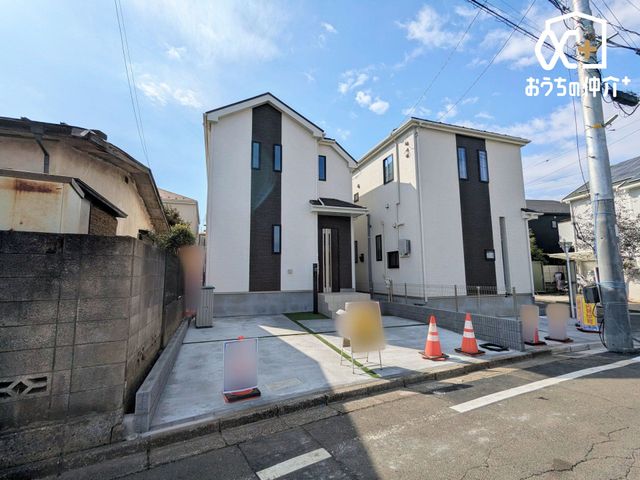 ���n�O�ώʐ^ ���n�̗l�q�ł��B�Ԓʂ�̏��Ȃ��������������B���Ԃ̏o����������������čs���܂��I�������Ƃ����Z���ł��̂ŁA�����x�����^�΂�Č��n�����m���߂��������B