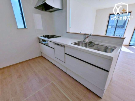 �L�b�`�� �������y��������L�b�`���X�y�[�X(^^)/�Ǝ��������悭�A���o�����̎��[�͂���L�b�`���ł��B�������₷�����������ł������ɂ���⒲�������o���Ďg�����Ƃ��ł��܂��B