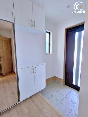 ���� �L�X�Ƃ�����ϖ��͓I�Ȍ��ւ̏Z��ƂȂ��Ă���܂��B���Ƒ��݂Ȃ��񂪋C�����悭�A���Ă������ԂƂȂ��Ă���܂��B���[�͂��\������̂Ō��֎��肪�X�b�L���ƕЕt���̂��A���ꂵ���|�C���g�ł��ˁB