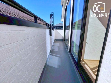 �o���R�j�[ �o���R�j�[�͗z�����������Ղ�ƍ������݁A�Ƃ��Ă��C�����̗ǂ���ԂɂȂ��Ă���܂��B��������͂��ǂ肻���ł����A�v�����^�[����ׂāA���D���Ȃ��ԂŁs�K�[�f�j���O�t�Ȃǂ͂������ł��傤���H