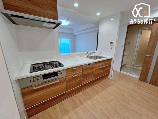 �L�b�`�� �������y��������L�b�`���X�y�[�X(^^)/�Ǝ��������悭�A���o�����̎��[�͂���L�b�`���ł��B�������₷�����������ł������ɂ���⒲�������o���Ďg�����Ƃ��ł��܂��B