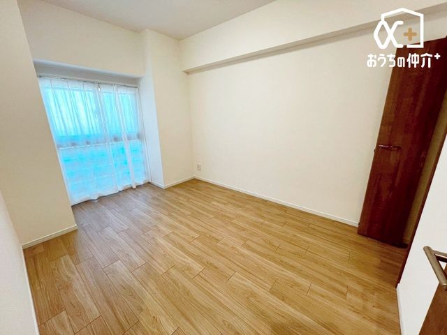 ���̑����� ���C�ɓ���̉Ƌ��Ɠd��z�u���āA����������̔��������Ԃɂ��������߂ł��ˁB�V����������ԂŁA���Ȃ��D�݂̑f�G�ȉ��o���o�������ł��I