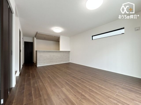 ���r���O -