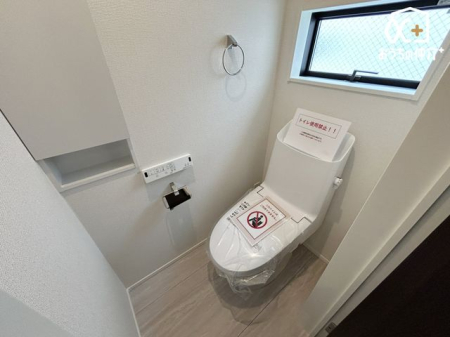 �g�C�� �`Toilet�`�����g���ꏊ�����炱�������g���Ă��O���Ȃ��V���v���ȃf�U�C���ɁB