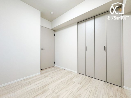 �Q�� ��Q��4.4��