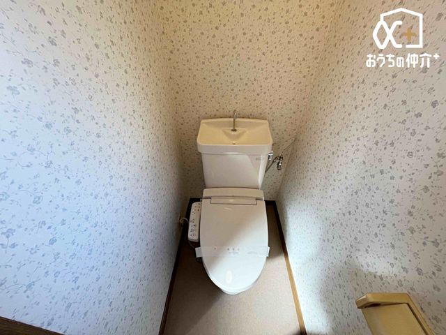 �g�C�� 2�K�̃g�C���̗l�q�B