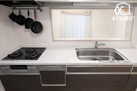 �L�b�`�� �L�b�`���L�b�`������̓��r���O�S�̂����n����Ԏ��ł��B���q�l���V�ԗl�q�������Ȃ���̂�������_�C�j���O�e�[�u���Ŋw�K���邨�q�l�ɂ�����ƃA�h�o�C�X���ł���݌v�ł��B