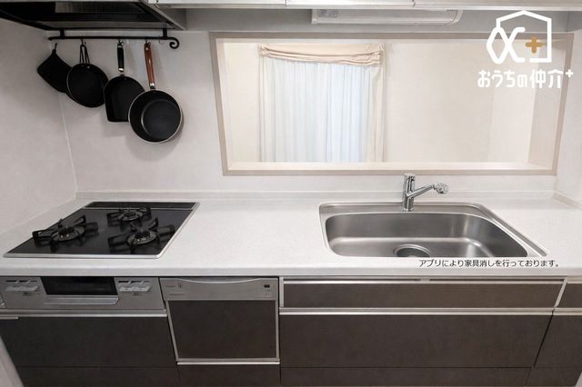 �L�b�`�� �L�b�`���L�b�`������̓��r���O�S�̂����n����Ԏ��ł��B���q�l���V�ԗl�q�������Ȃ���̂�������_�C�j���O�e�[�u���Ŋw�K���邨�q�l�ɂ�����ƃA�h�o�C�X���ł���݌v�ł��B