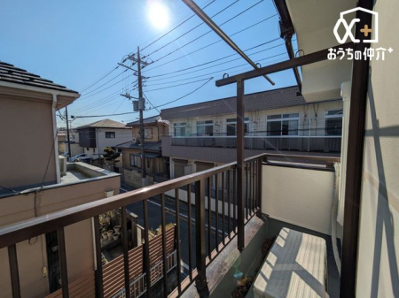 �o���R�j�[ -