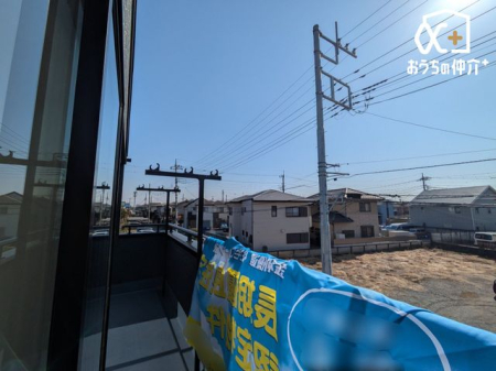 �o���R�j�[ -