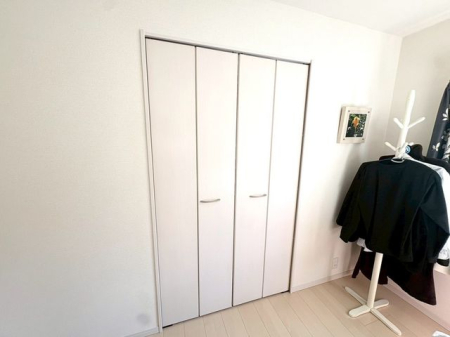 ���[ ���s����N���[�[�b�g