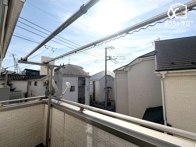 ���̑� �`View�`���n����̒��]�B�ՐÂȏZ��X�Ɉʒu���A�����������X���݂��L����܂�