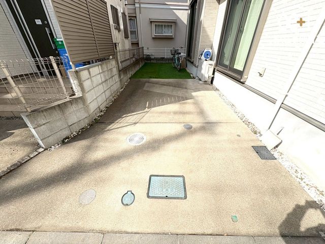  ��Ƃ肠��J�[�X�y�[�X�ŁA���~����y�ɁI