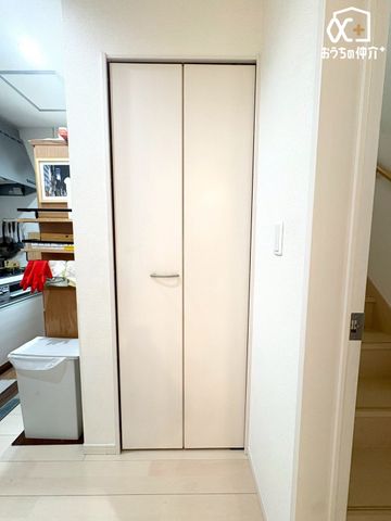 ���[ �L�b�`���ɂ���֗��ȃp���g���[�B�䏊�p�i�┃���������i��������������[�ł��܂��B