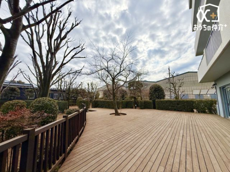 ���̑� ���L�X�y�[�X�O�̃E�b�h�f�b�L������A�V�C�̗ǂ����͋C�����悭�߂����܂��I