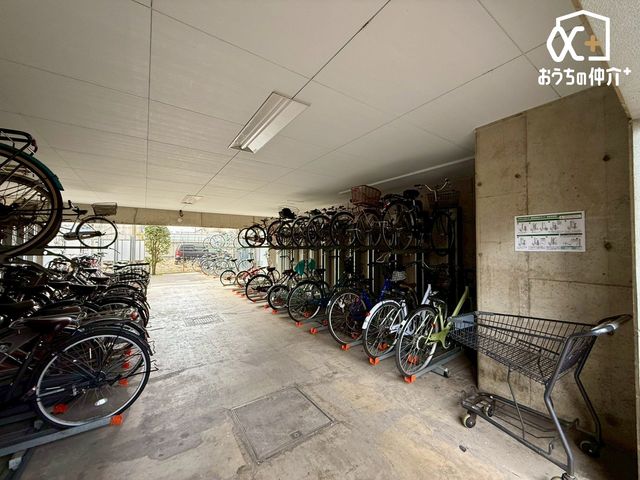 ���̑� �����t�����֏�̂��߁A�J�ŎK�т�S�z�Ȃ�