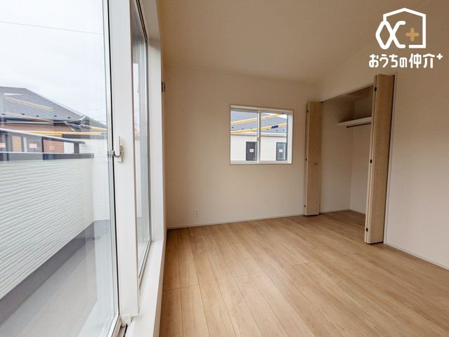 �Q�� -