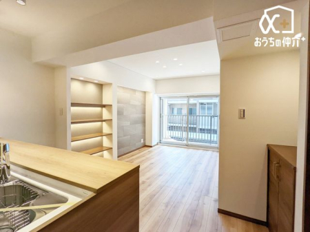 ���r���O �Ƒ��c���̎����߂����k�c�j�B�Ƒ������R�ƏW�܂肽���Ȃ�悤�ȁA�������Ƃ��낰���Ԃł��B