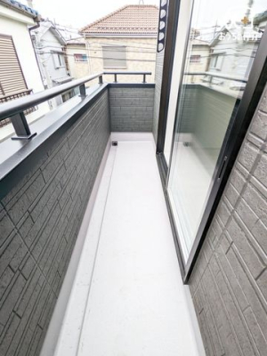 �o���R�j�[ �o���R�j�[�͗z�����������Ղ�ƍ������݁A�Ƃ��Ă��C�����̗ǂ���ԂɂȂ��Ă���܂��B��������͂��ǂ肻���ł��ˁI