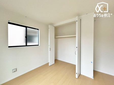 �Q�� 2�K6.05���̂������Ƌ�̔z�u�����₷���V���v���Ȃ������B�l�X�Ȑ����X�^�C����V�[���ɑΉ����\�ł��ˁB