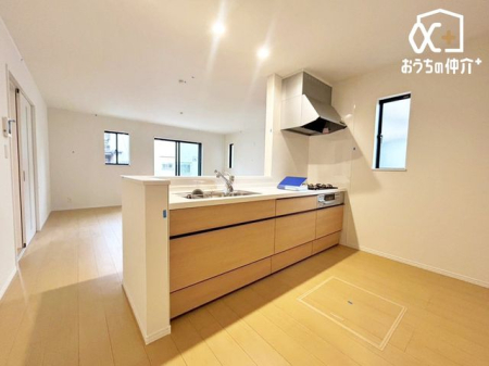 �L�b�`�� �������y��������L�b�`���X�y�[�X(^^)/�Ǝ��������悭�A���o�����̎��[�͂���L�b�`���ł��B�������₷�����������ł������ɂ���⒲�������o���Ďg�����Ƃ��ł��܂��B